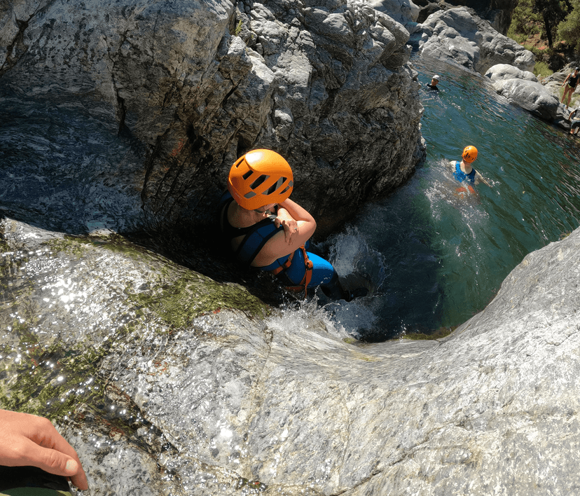 Vía ferrata y senderismo en Sierra Bermeja en Estepona