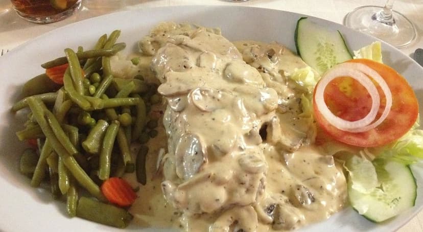Restaurante El Cazador — Restaurante, Puerto