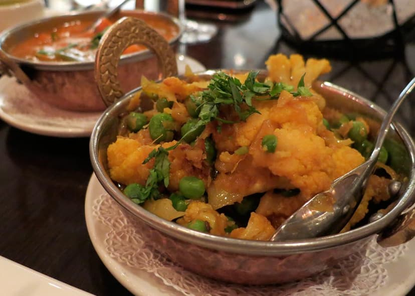 Jaipur Purple (Hindú) — Restaurante, Zona Este