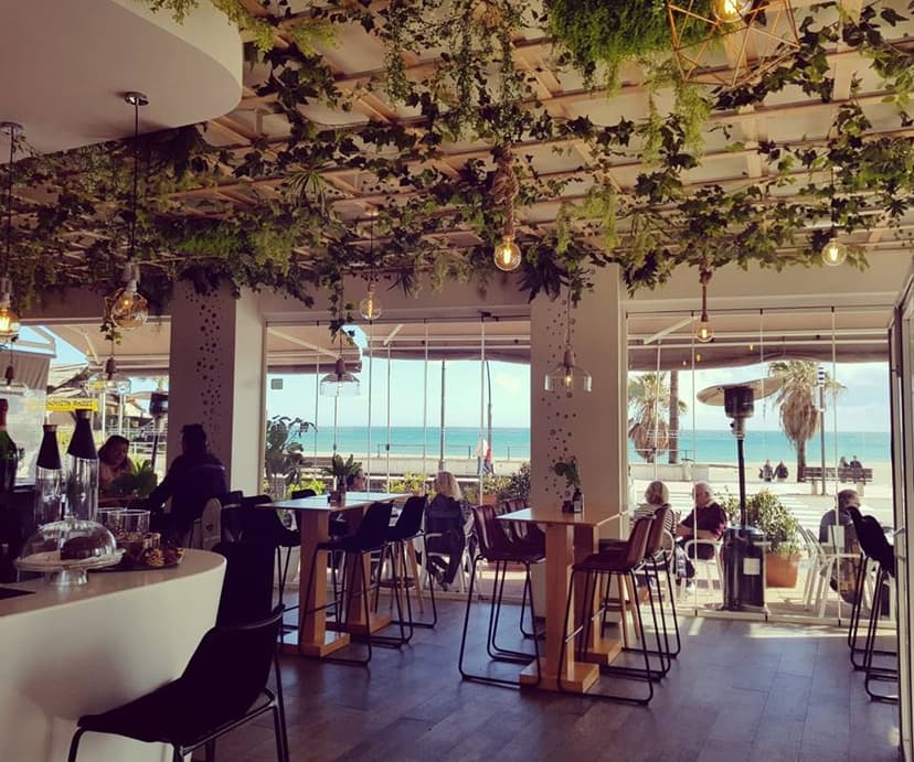La Bulla Gastrobar — Bar y tapeo, Paseo marítimo