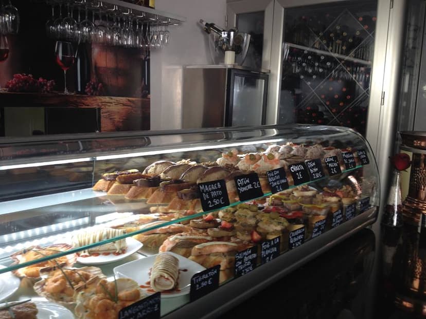 La Esquina del Arte — Bar y tapeo, Casco histórico