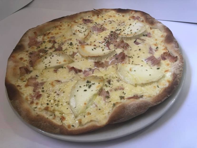 La Lobilla (Pizzería) — Restaurante, Casco histórico