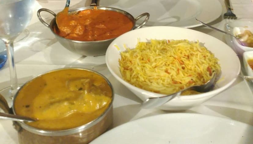Mumbai Masala (Hindú) — Restaurante, Puerto