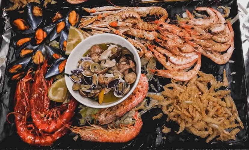 Restaurante Simonito — Restaurante, Puerto