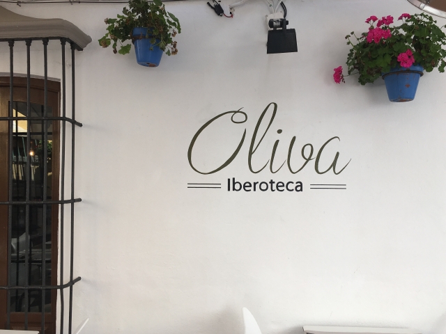 Oliva Iberoteca