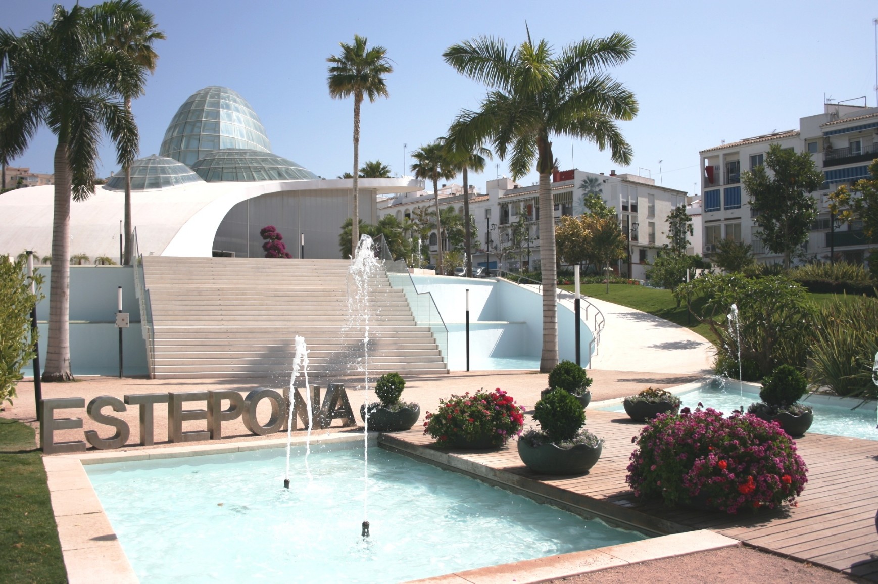 Orquidario de Estepona — interior del invernadero